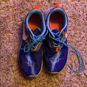 Muti color Nike